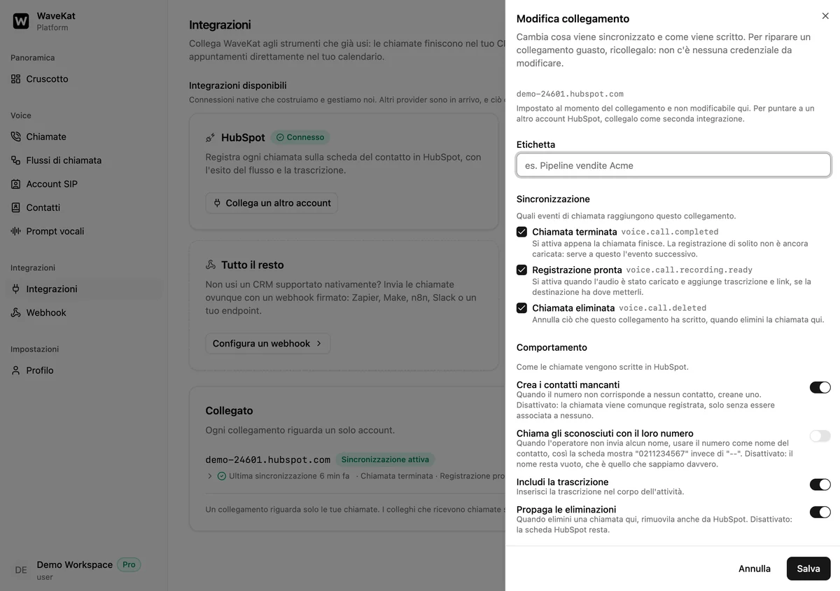 Il pannello delle impostazioni del collegamento sul web: quali eventi di chiamata raggiungono HubSpot e gli interruttori «Crea i contatti mancanti», «Chiama gli sconosciuti con il loro numero», «Includi la trascrizione» e «Propaga le eliminazioni».